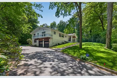 18 W Mall Drive, Huntington, NY 11743 - Photo 38