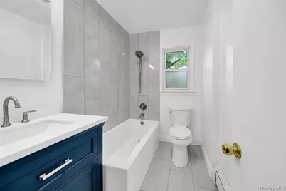 21 E Cedar Street, Mount Vernon, NY 10552 - Photo 6