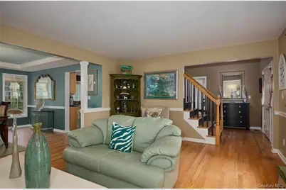 37 Angelo Boulevard, Poughkeepsie, NY 12603 - Photo 12
