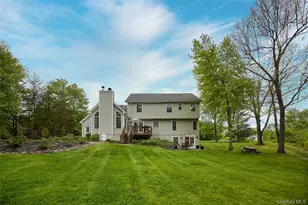 37 Angelo Blvd, Poughkeepsie, NY 12603 - Photo 2