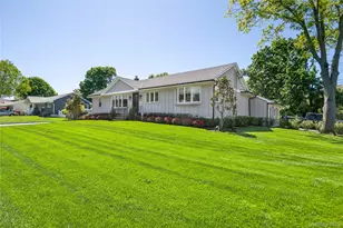 2 Sunderland St, Melville, NY 11747 - Photo 2
