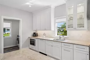 2 Sunderland St, Melville, NY 11747 - Photo 12