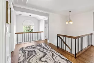 1 Fairwind Ct, Oakdale, NY 11769 - Photo 20