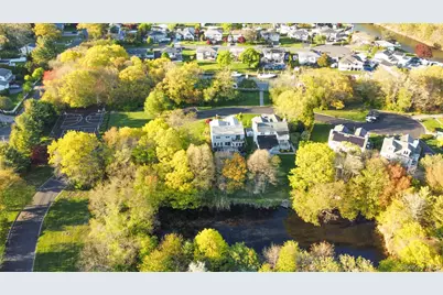1 Fairwind Court, Oakdale, NY 11769 - Photo 38