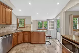 27 Frontier Ln, East Northport, NY 11731 - Photo 10
