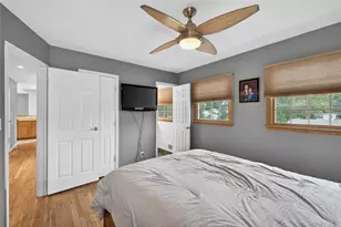 27 Frontier Ln, East Northport, NY 11731 - Photo 16