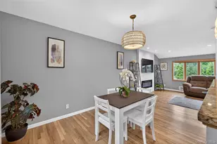 27 Frontier Ln, East Northport, NY 11731 - Photo 8