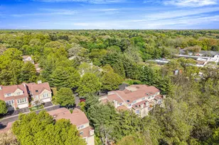 31 Willow Ridge Dr, Smithtown, NY 11787 - Photo 34