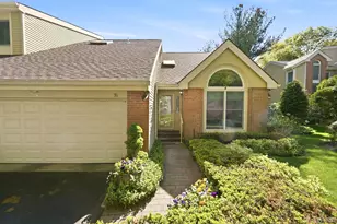 31 Willow Ridge Dr, Smithtown, NY 11787 - Photo 4