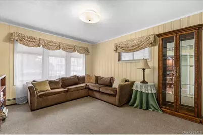 57 Meeting Lane, Hicksville, NY 11801 - Photo 14