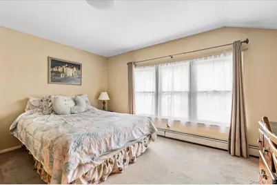 57 Meeting Lane, Hicksville, NY 11801 - Photo 24