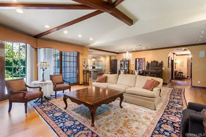 79 Aldershot Lane, Manhasset, NY 11030 - Photo 14