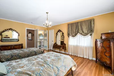 79 Aldershot Lane, Manhasset, NY 11030 - Photo 24