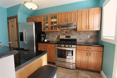 65-10 78th Street, Middle Village, NY 11379 - Photo 12