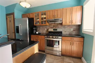 65-10 78th St, Middle Village, NY 11379 - Photo 12