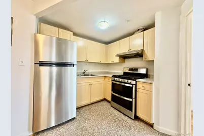 82-15 Queens Boulevard #PH-B, Elmhurst, NY 11373 - Photo 4