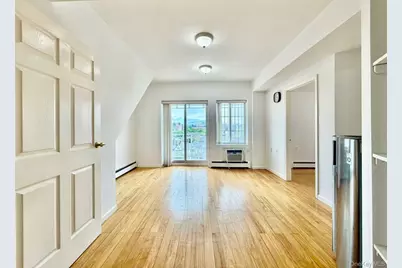 82-15 Queens Boulevard #PH-B, Elmhurst, NY 11373 - Photo 8