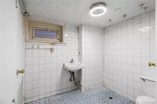 71-41 Loubet St, Forest Hills, NY 11375 - Photo 8