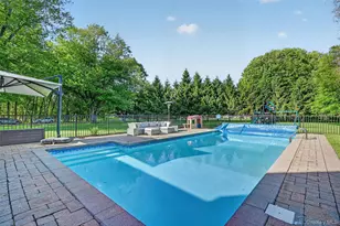 34 Sycamore Dr, Wallkill, NY 12589 - Photo 40