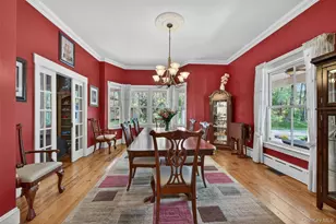 34 Sycamore Dr, Wallkill, NY 12589 - Photo 10