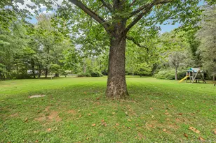 540 Hilltop Rd, Yorktown Heights, NY 10598 - Photo 6