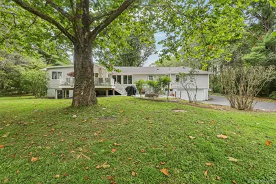 540 Hilltop Road, Yorktown Heights, NY 10598 - Photo 2
