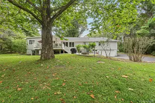 540 Hilltop Rd, Yorktown Heights, NY 10598 - Photo 2