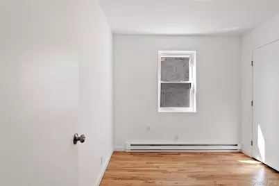 811 Courtlandt Avenue, Bronx, NY 10451 - Photo 16