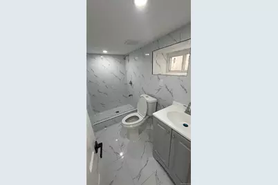 16421 109th Road, Jamaica, NY 11433 - Photo 8