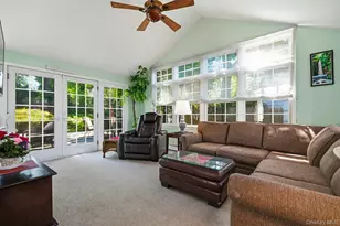 2 Ashley Pl, Glen Head, NY 11545 - Photo 8
