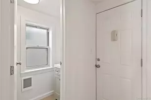811 Courtlandt Ave, Bronx, NY 10451 - Photo 20