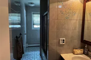 75 Picariello Dr, Haverstraw, NY 10927 - Photo 10