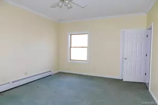 1036 Benjamin Vankeuren Dr, Pine Bush, NY 12566 - Photo 14