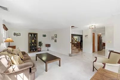 23 Woodhull Road, East Setauket, NY 11733 - Photo 6