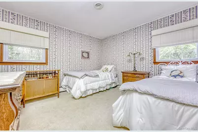 32 Charlotte Drive, Spring Valley, NY 10977 - Photo 18