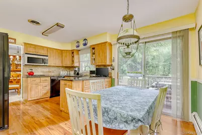 32 Charlotte Drive, Spring Valley, NY 10977 - Photo 14