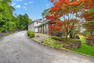 1225 Albany Post Rd, Croton on Hudson, NY 10520 - Photo 4