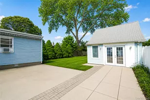 2958 Court St, Oceanside, NY 11572 - Photo 6