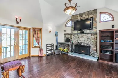 1509 Wad Riv Mnrvl Road, Wading River, NY 11792 - Photo 12