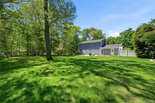 189 Cambon Ave, Saint James, NY 11780 - Photo 42
