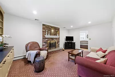 189 Cambon Avenue, Saint James, NY 11780 - Photo 20