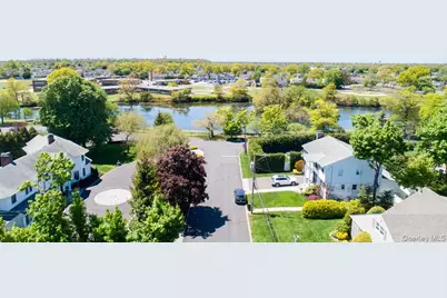 100 Byron Road, Merrick, NY 11566 - Photo 48