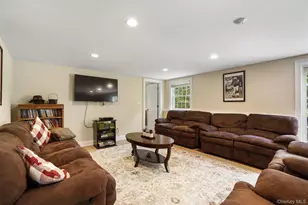 31 Burns Pl, Briarcliff Manor, NY 10510 - Photo 24