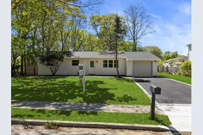 108 Avenue B, Holbrook, NY 11741 - Photo 1