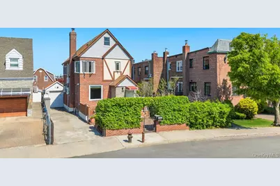 6210 Boelsen Crescent, Rego Park, NY 11374 - Photo 2