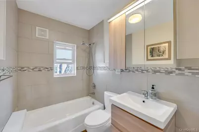 6210 Boelsen Crescent, Rego Park, NY 11374 - Photo 20