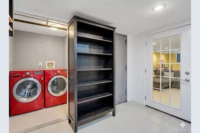 6210 Boelsen Crescent, Rego Park, NY 11374 - Photo 30