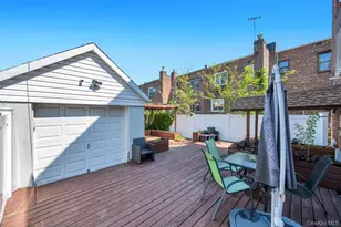 62-10 Boelsen Crescent, Rego Park, NY 11374 - Photo 34