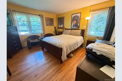 17 Mallory Road, Spring Valley, NY 10977 - Photo 16