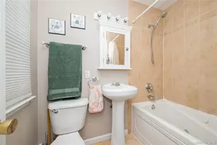 30 Baltimore Ave, Massapequa, NY 11758 - Photo 10